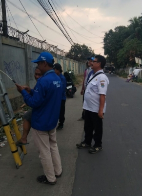 Hotspot Katar mendukung pemasangan CCTV di area sampah Kelurahan Binong