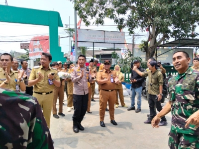 Forkopimcam Mauk Beri Kejutan HUT ke-81 TNI di Koramil 09/Mauk