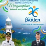 Camat dan Sekretaris Kecamatan Pakuhaji dalam ucapan Hari Jadi ke-26 Provinsi Banten